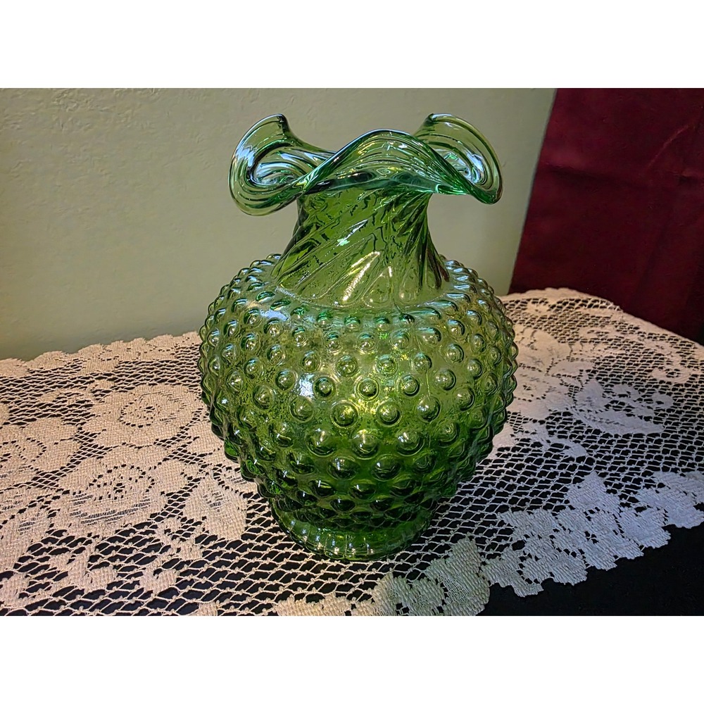 Tiara Exclusives Green Hobnail Glass Vase Ruffled Rim Swirl Neck Vintage Style